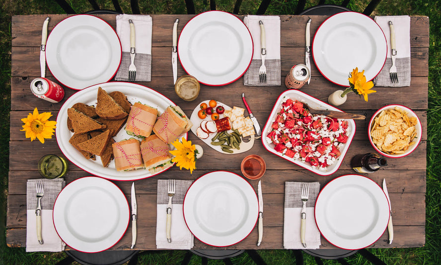 It's Time to Goat Outside: A New Take on Outdoor Dining
